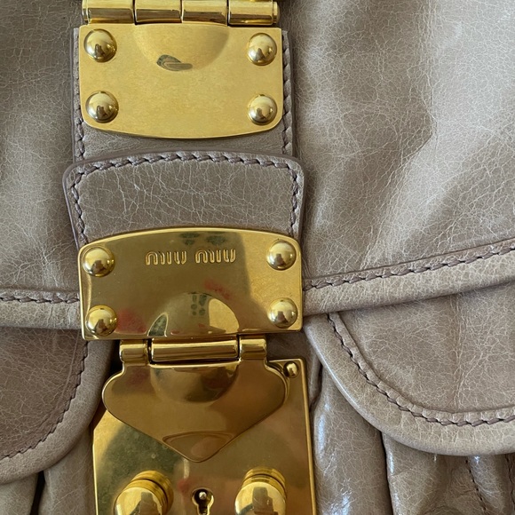 Miu Miu Coffer in Cammeo - Picture 2 of 8